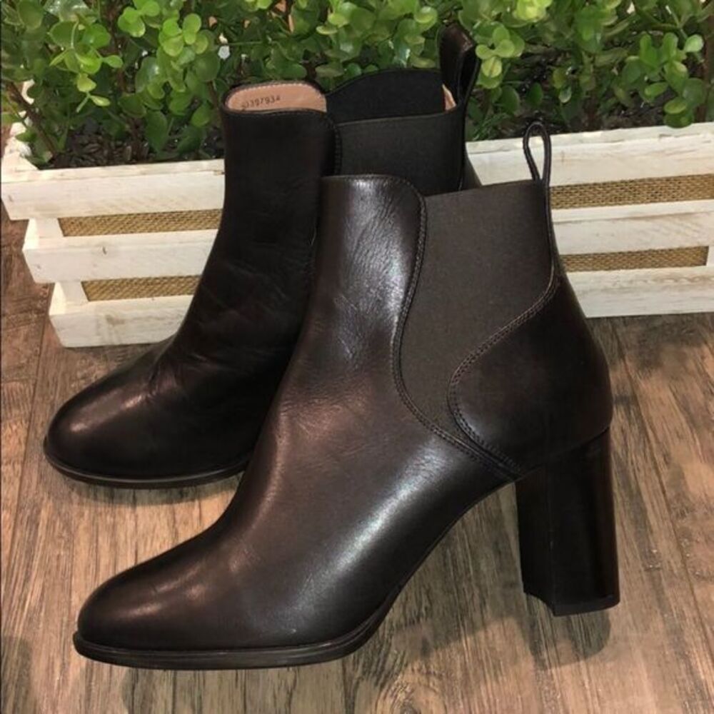 New Hugo Boss Booties black leather size 38